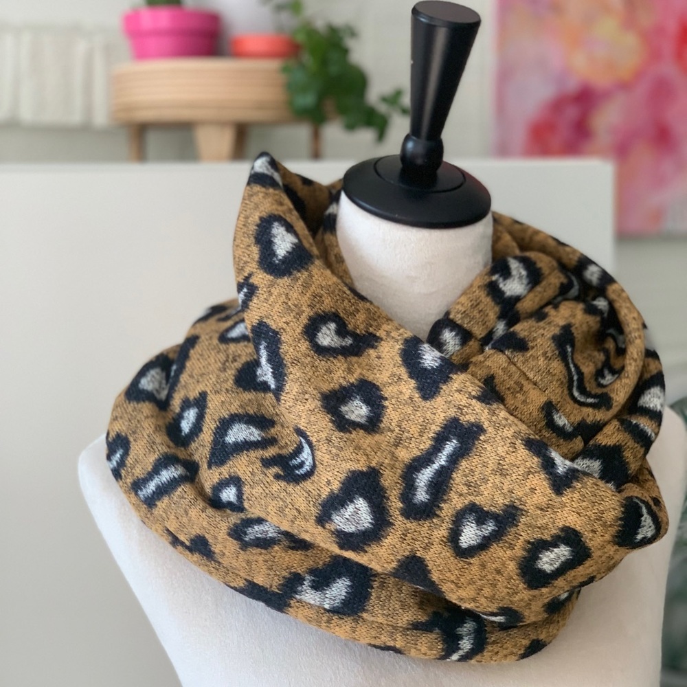 Animal Print Infinity Scarf Warm!